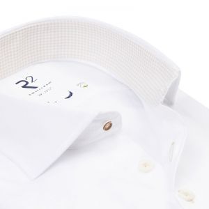  004 - White